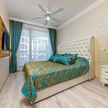 Harmony Saint Aparthotel 4*