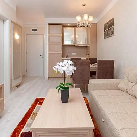 Aparthotel Harmony Saint 4*
